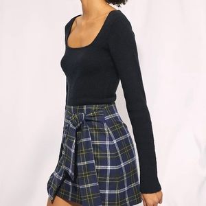Wilfred Kristy sweater square neck bodycon sweater